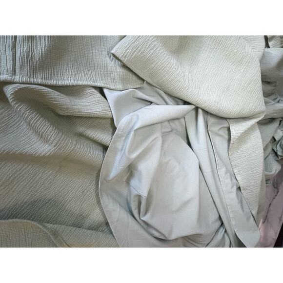 Lulus Tiered Ruffle Puff Sleeve Midi Dress, Green, size Small, Lightweight - Picture 7 of 12